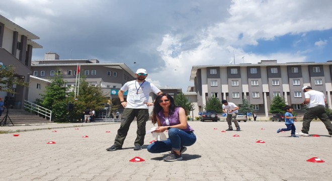 Erzurum da düzenlenen Oryantiring kursunda birinci Hakkari den 